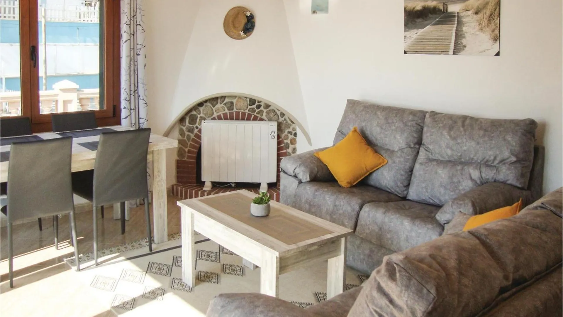 بيت للعطل Stunning Home In Ses Covetes With Kitchen